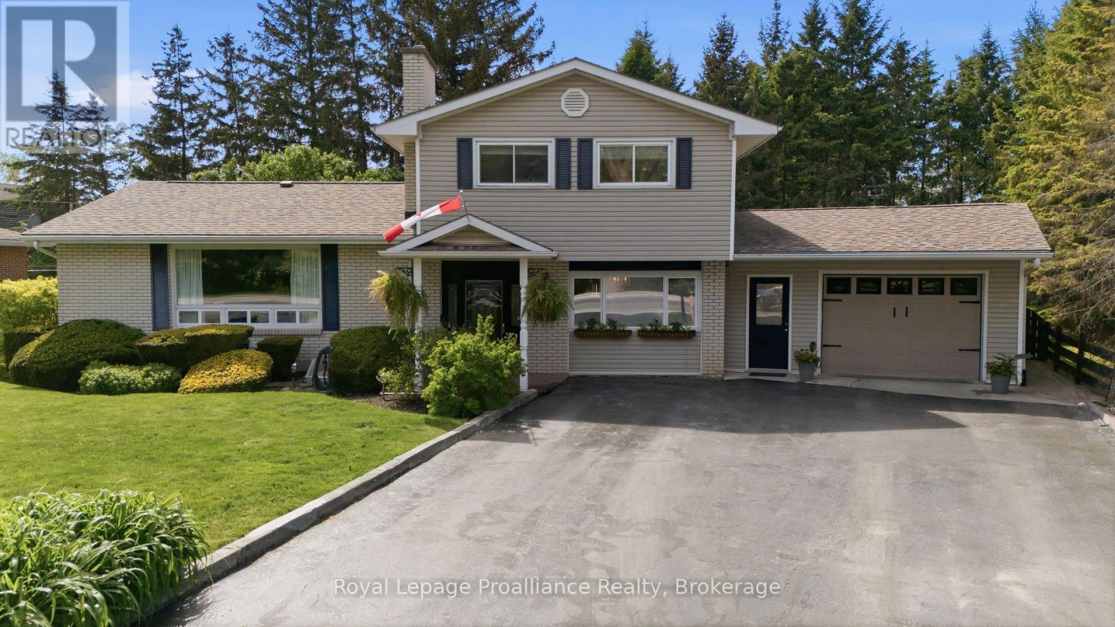 445 HIGHWAY 49, Prince Edward County, Ontario