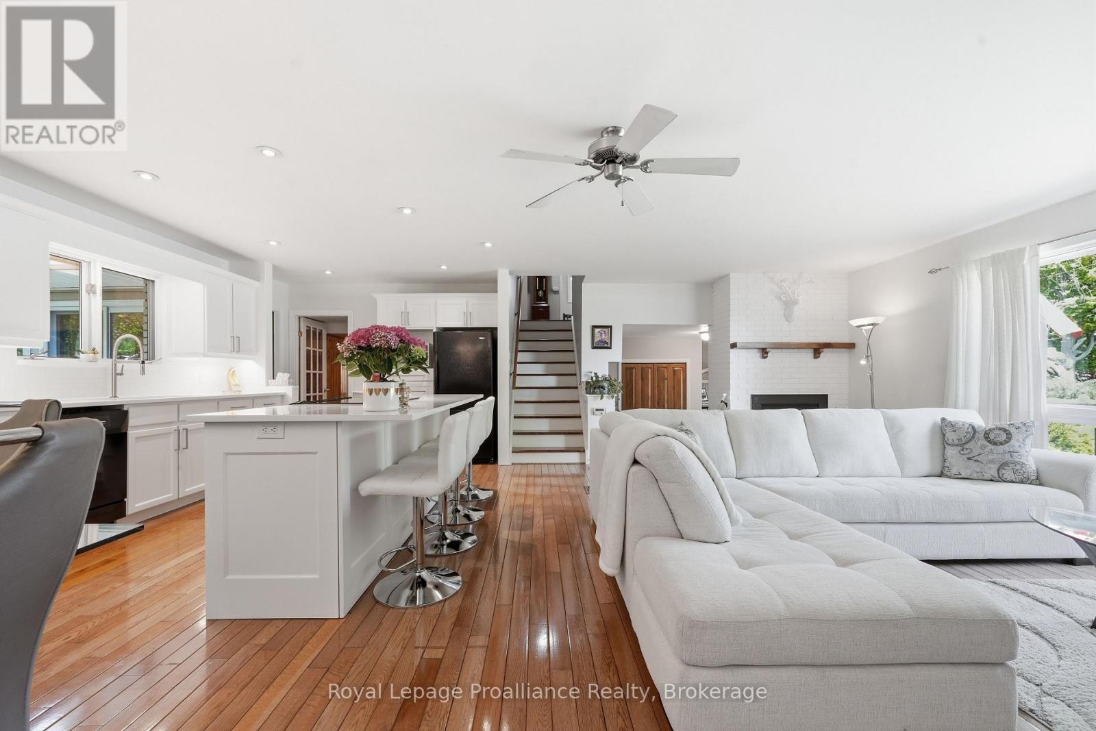 445 Highway 49, Prince Edward County, Ontario  K0K 2T0 - Photo 7 - X13417184