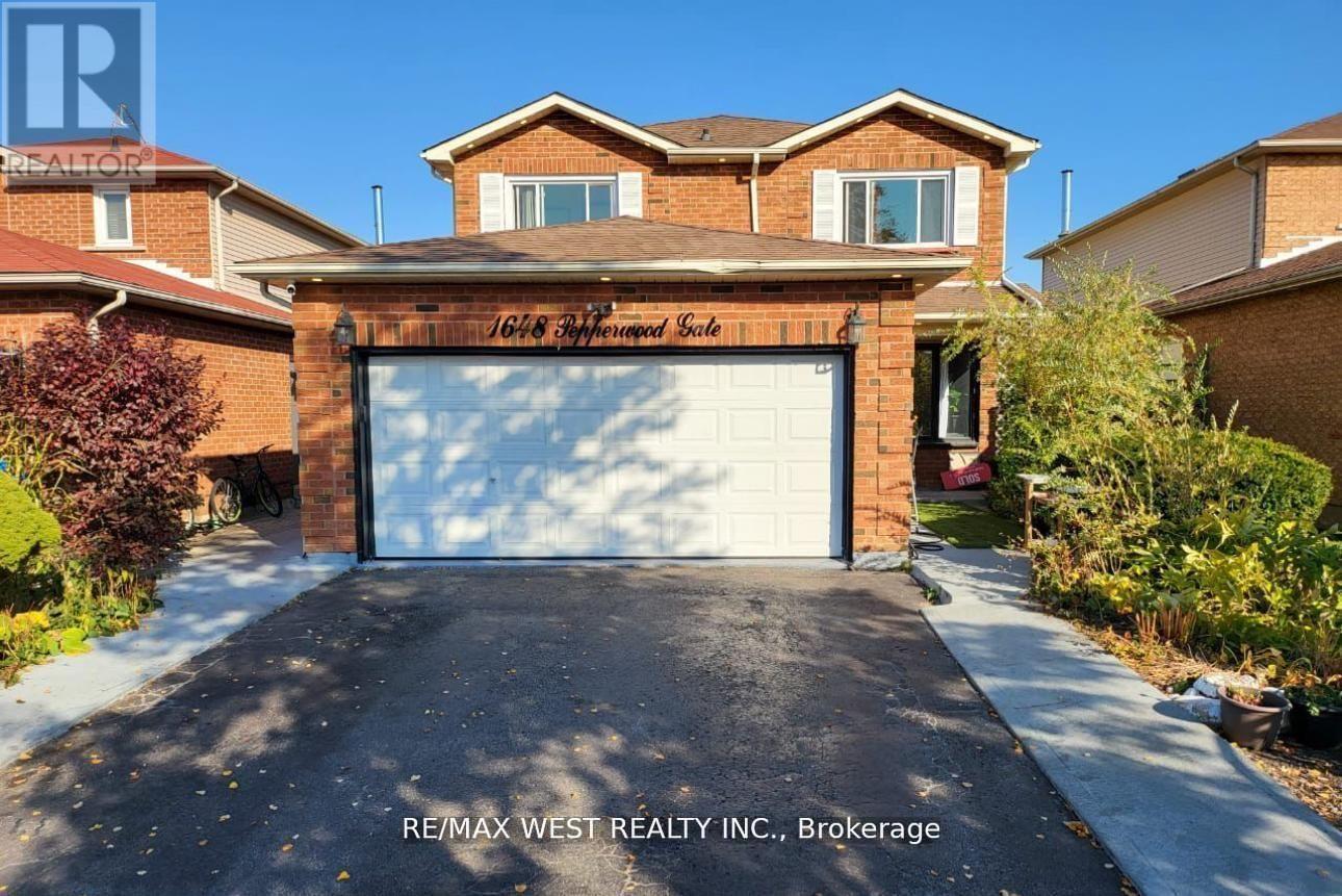 1648 PEPPERWOOD GATE, Pickering, Ontario