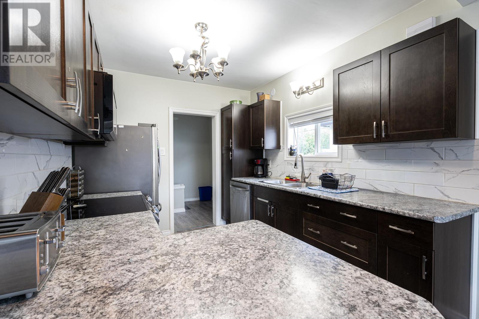 251 Brock St E, Thunder Bay, Ontario  P7E 4H3 - Photo 7 - TB2601405