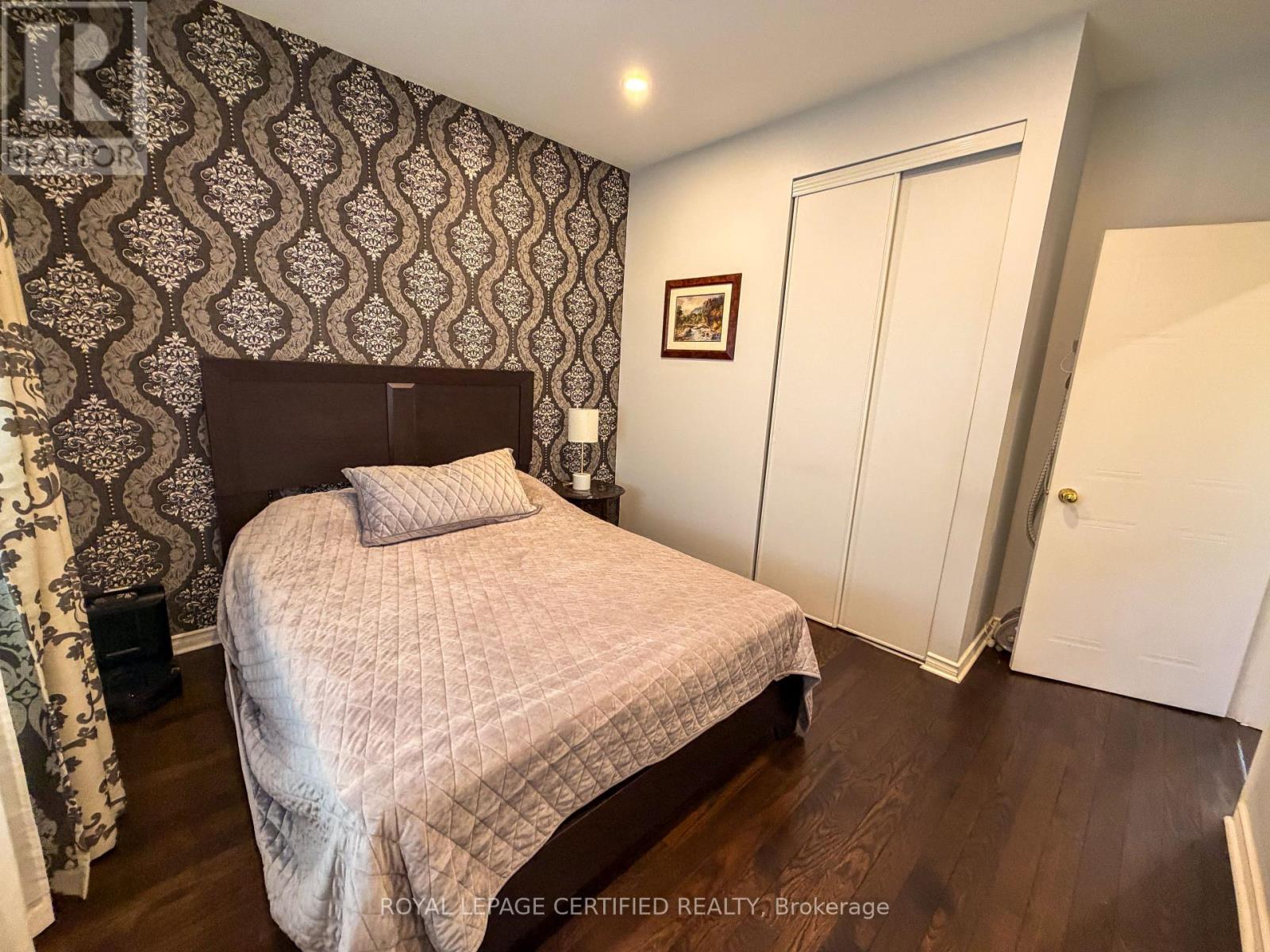 7349 Zinnia Place, Mississauga, Ontario  L5W 1K6 - Photo 14 - W13416110