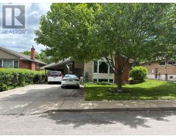 82 BLACKWOOD CRESCENT, Hamilton, Ontario