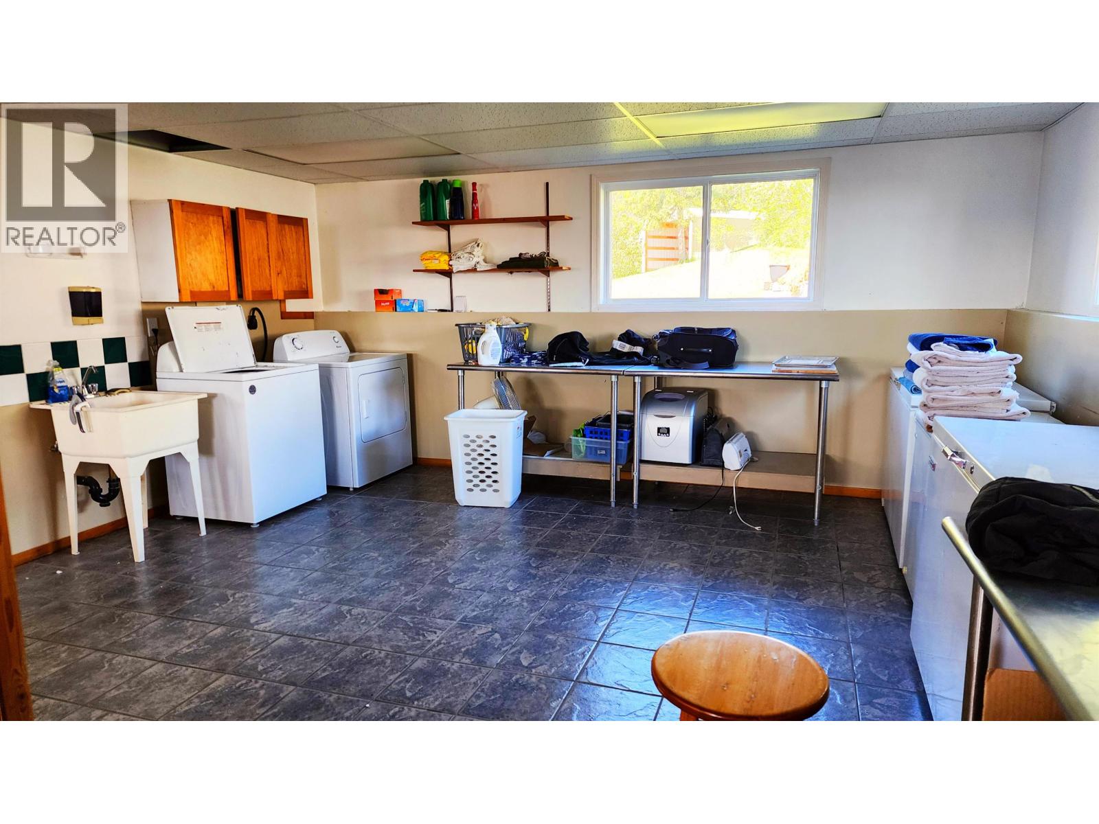 6235 Colleymount Road, Burns Lake, British Columbia  V0J 1E2 - Photo 11 - R3127907