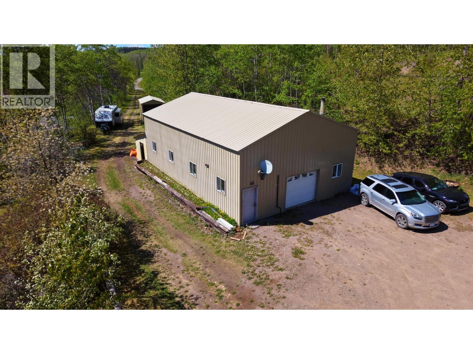 6235 Colleymount Road, Burns Lake, British Columbia  V0J 1E2 - Photo 29 - R3127907