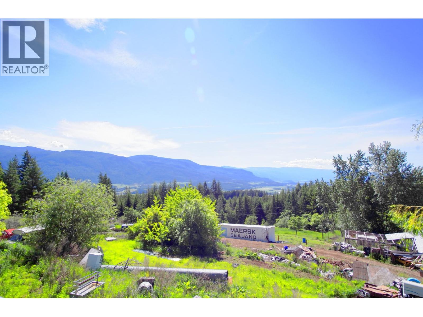 408 GRANDVIEW BENCH Road, Grindrod, British Columbia