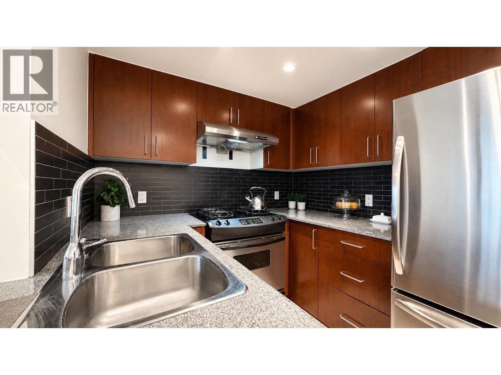 301 8480 Granville Avenue, Richmond, British Columbia  V6Y 4E8 - Photo 10 - R3133511