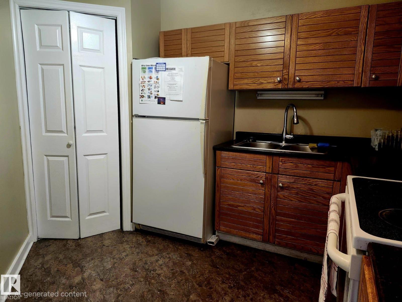 #1600 10149 Saskatchewan Dr NW, Edmonton, Alberta  T6E 6B6 - Photo 10 - E4492519