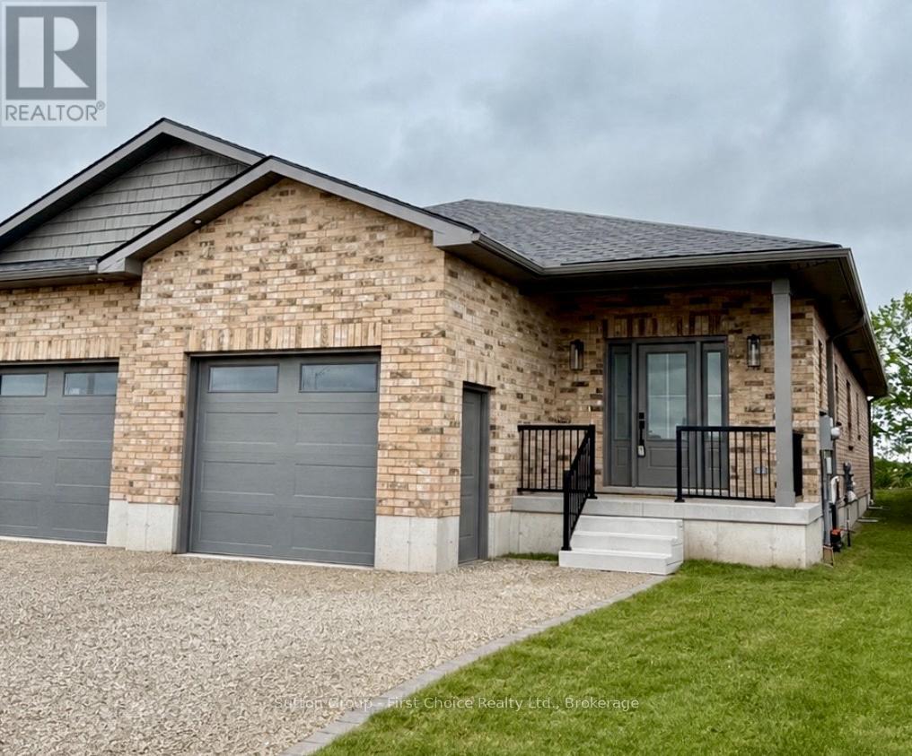 95 Kenton Street, West Perth, Ontario  N0K 1N0 - Photo 1 - X13416966