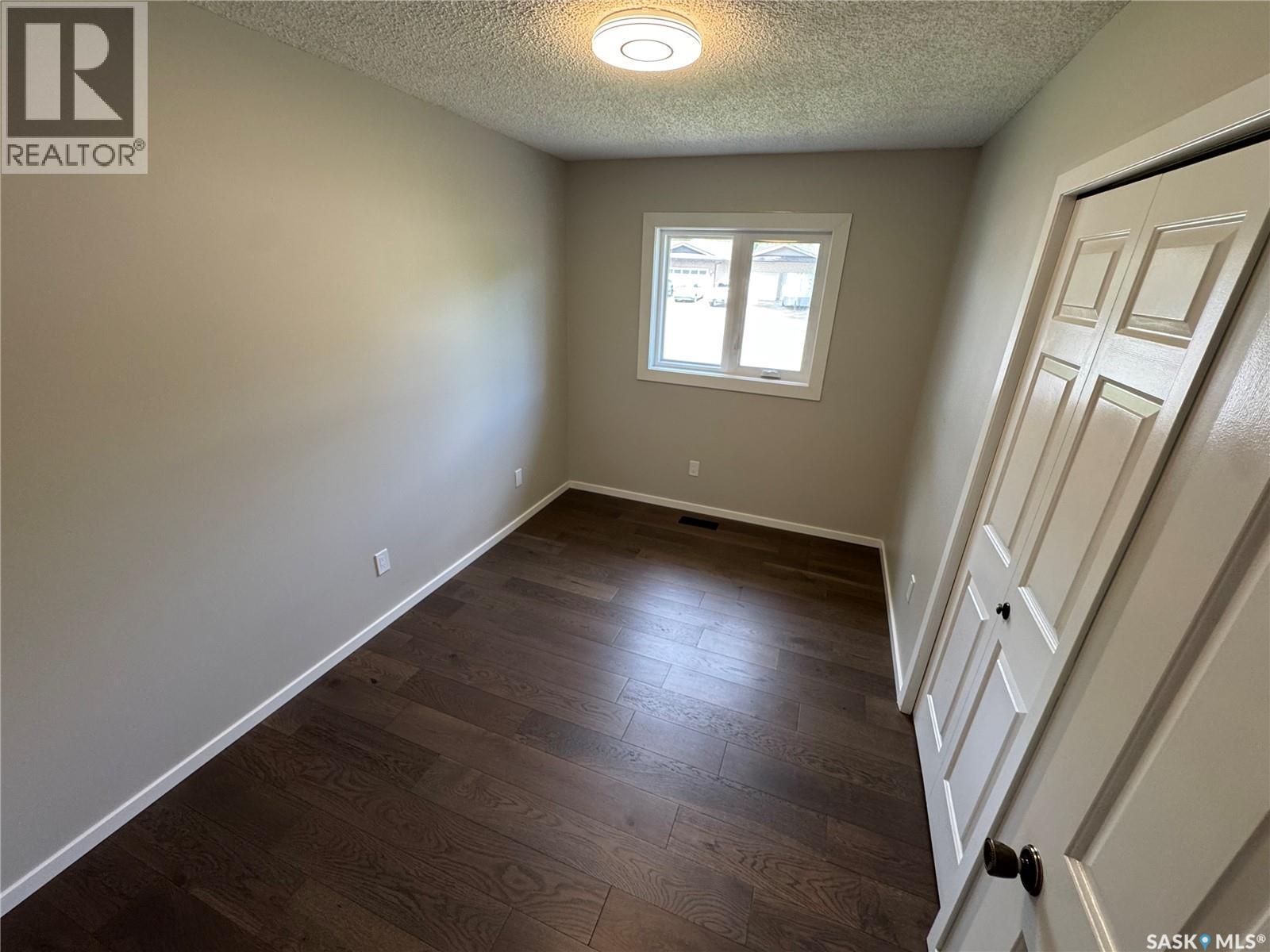 7019 Sherwood Drive, Regina, Saskatchewan  S4X 2V5 - Photo 11 - SK038637