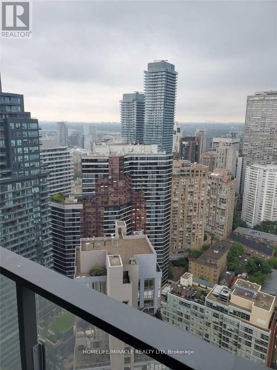 3910 - 11 Wellesley Street W, Toronto, Ontario  M4Y 0G4 - Photo 12 - C13417002