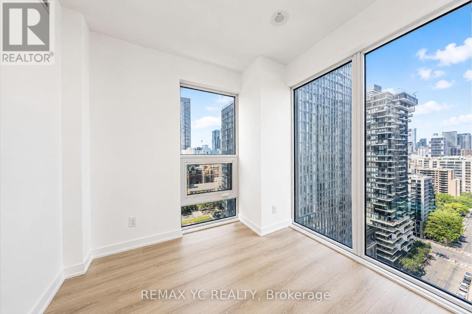 2515 - 100 Queen Street E, Toronto, Ontario  M5C 0B5 - Photo 18 - C13417144