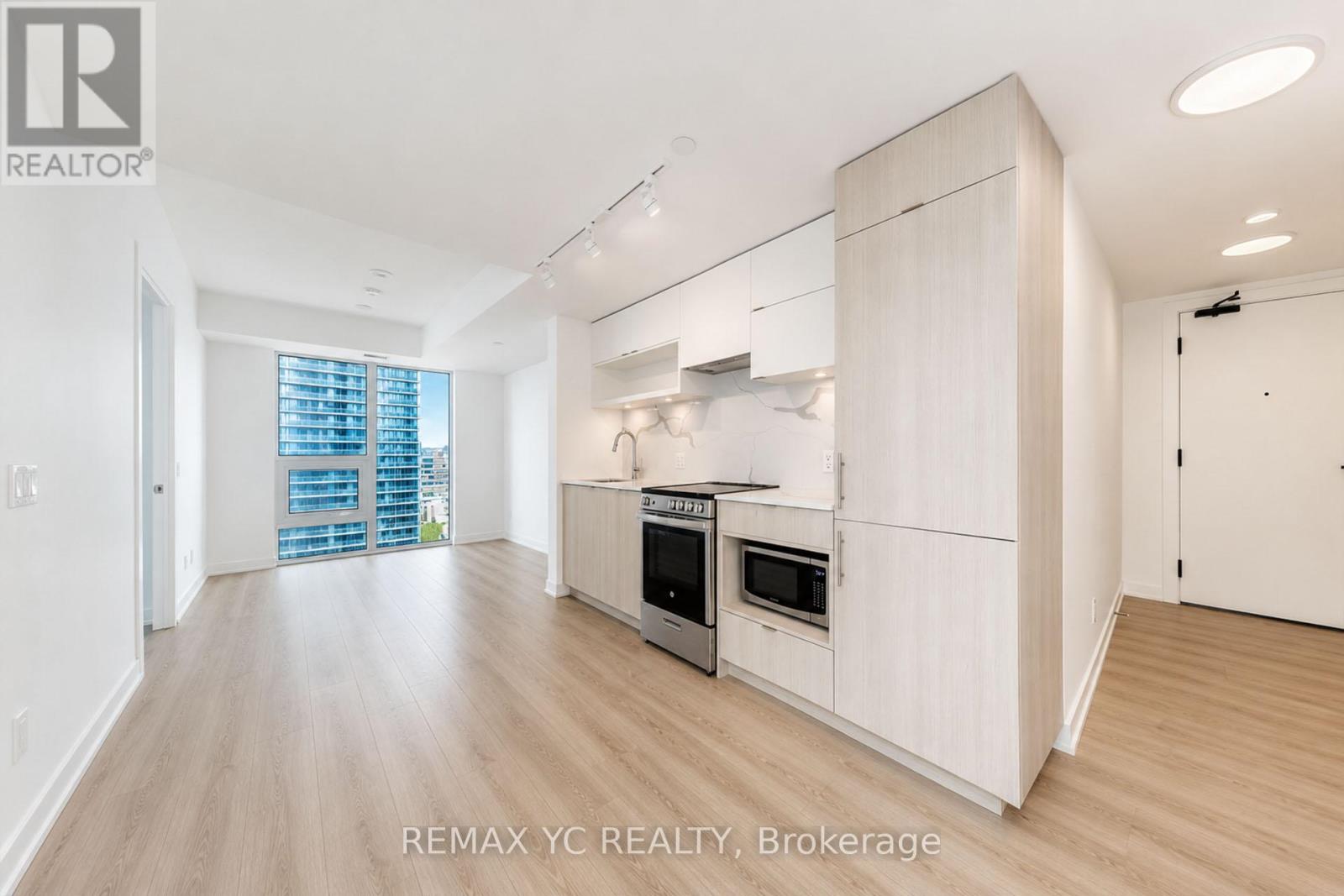 2515 - 100 Queen Street E, Toronto, Ontario  M5C 0B5 - Photo 4 - C13417144
