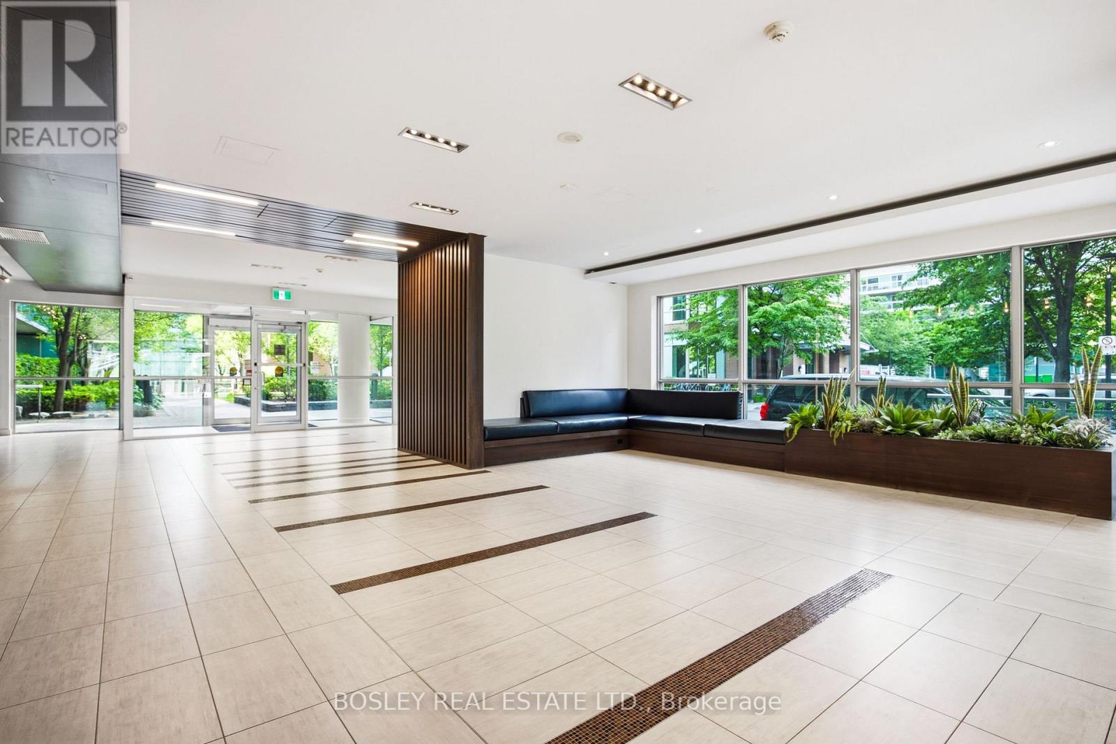 1709 - 80 Western Battery Road N, Toronto, Ontario M6K 3S1 - Photo 18 - C13417148
