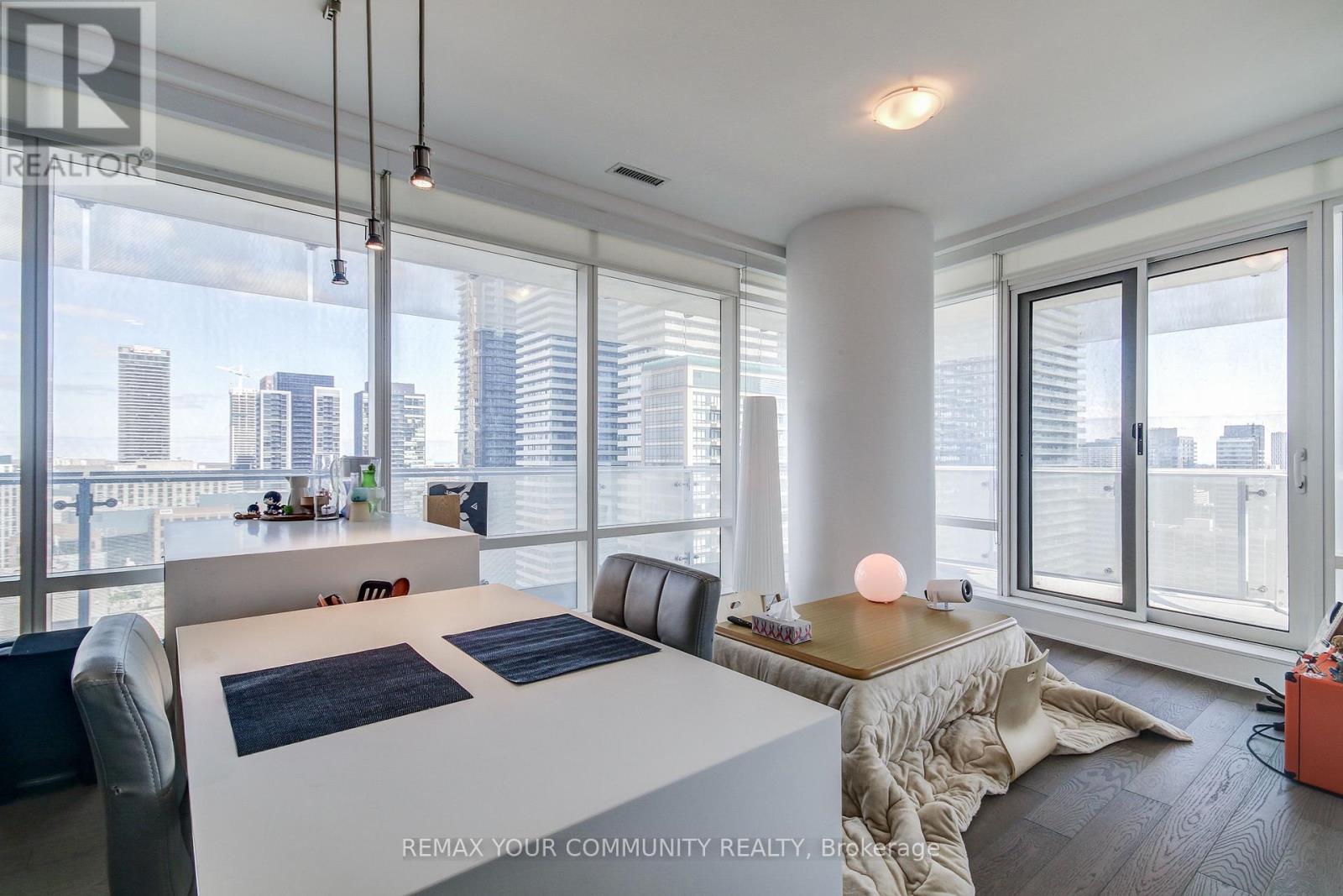 2504 - 1 Bloor Street E, Toronto, Ontario  M4W 0A8 - Photo 6 - C13417164