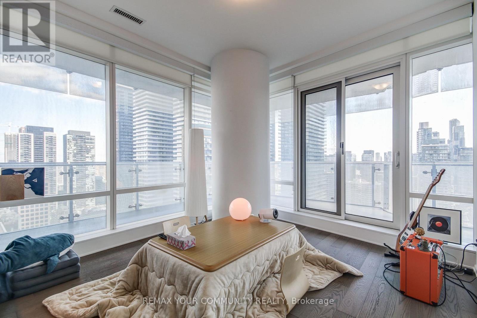 2504 - 1 Bloor Street E, Toronto, Ontario  M4W 0A8 - Photo 9 - C13417164