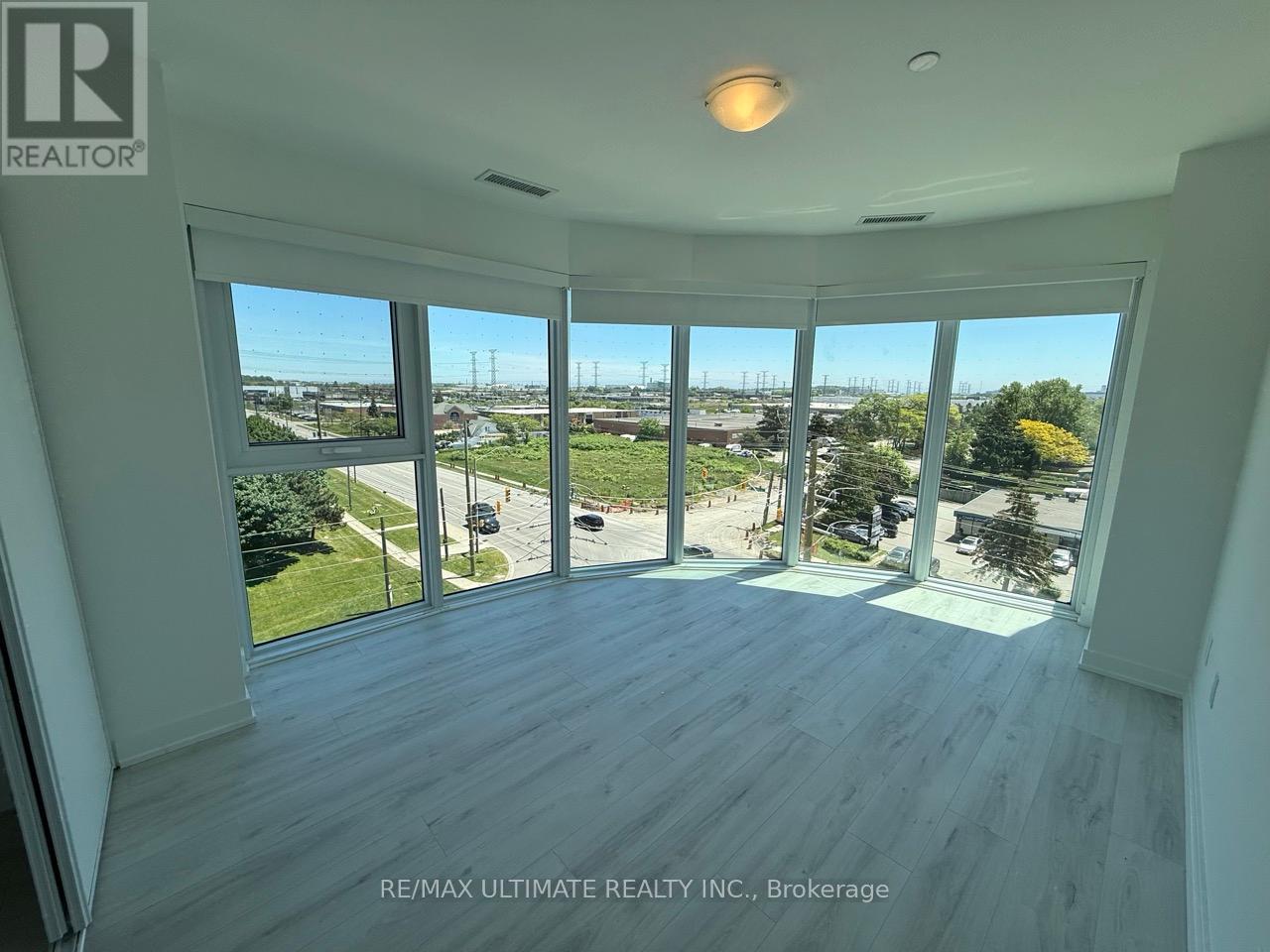 503 - 1010 Sandy Beach Road, Pickering, Ontario  L1W 0C7 - Photo 5 - E13417108