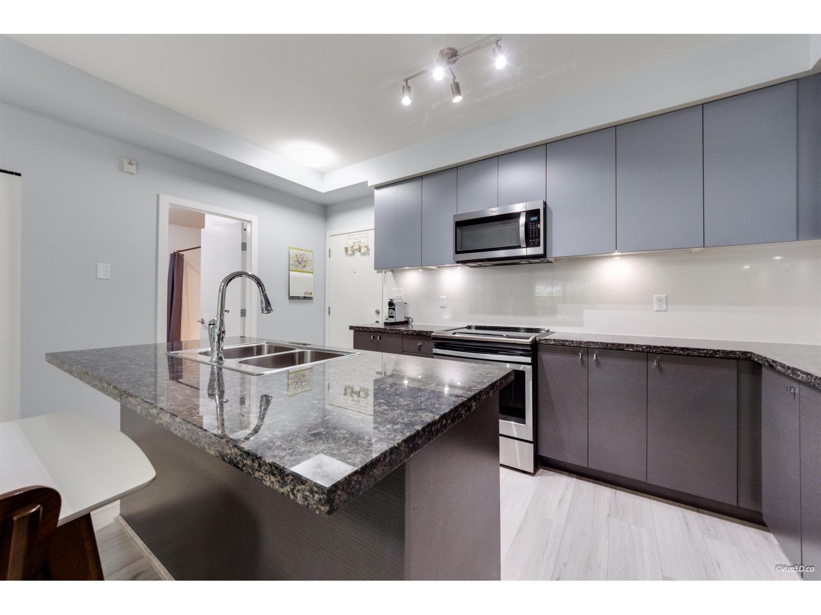215 6440 194 Street, Surrey, British Columbia  V4N 6J7 - Photo 3 - R3133313
