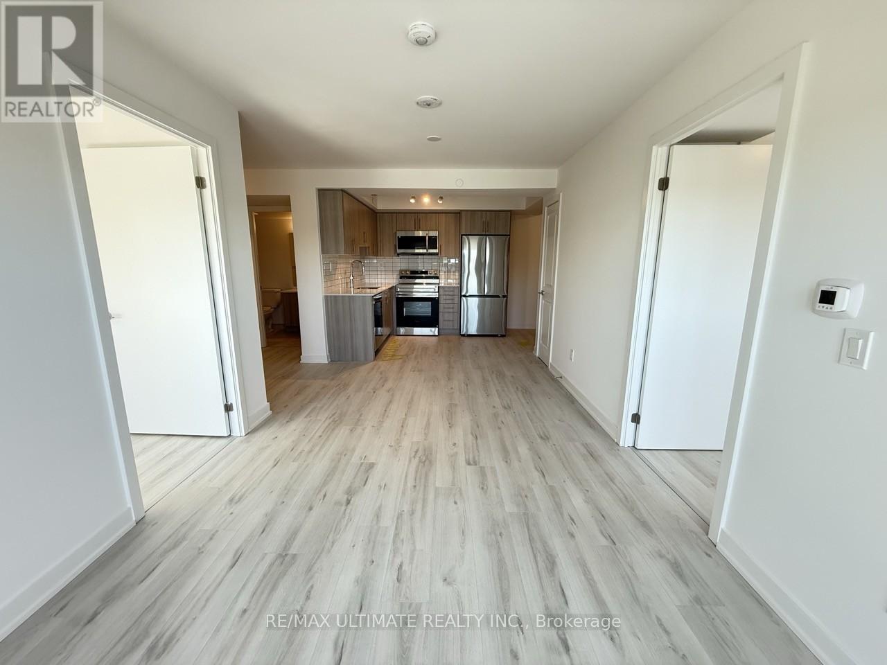 311 - 1010 Sandy Beach Road, Pickering, Ontario  L1W 0C7 - Photo 4 - E13417192