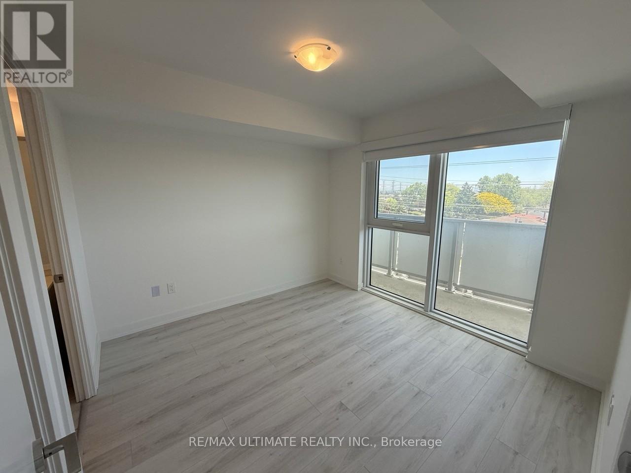 311 - 1010 Sandy Beach Road, Pickering, Ontario  L1W 0C7 - Photo 7 - E13417192