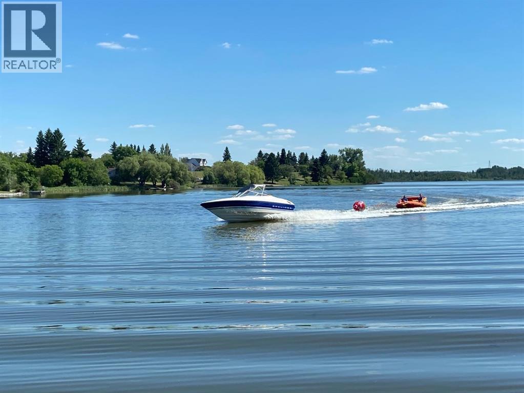 On, 54th Street, Alix, Alberta  T0C 0B0 - Photo 10 - A2318928