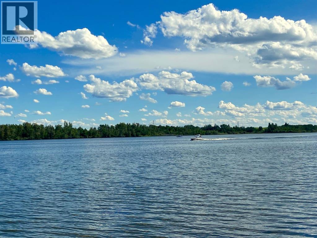 On, 54th Street, Alix, Alberta  T0C 0B0 - Photo 15 - A2318928