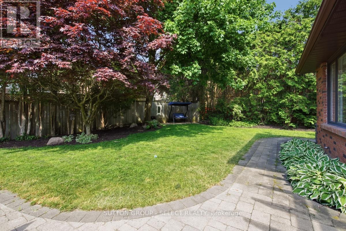8 Somerset Crescent, London South, Ontario  N6K 3M2 - Photo 40 - X13250084