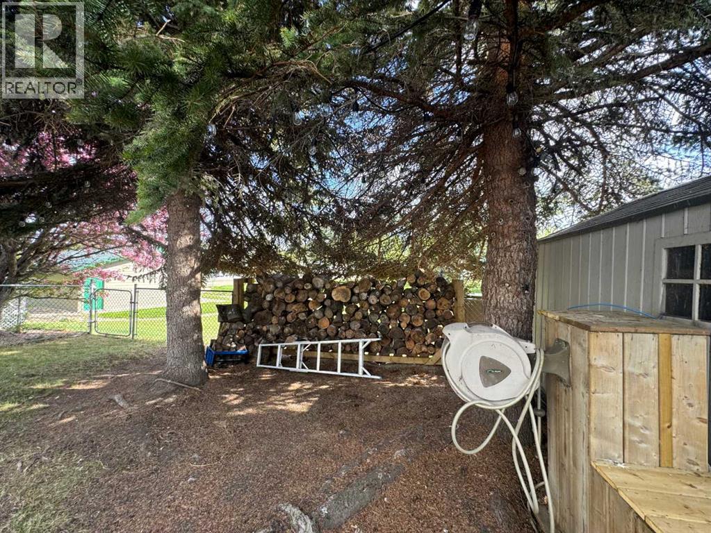 220, 2540 Township Road 353, Rural Red Deer County, Alberta  T4G 0K6 - Photo 7 - A2314821