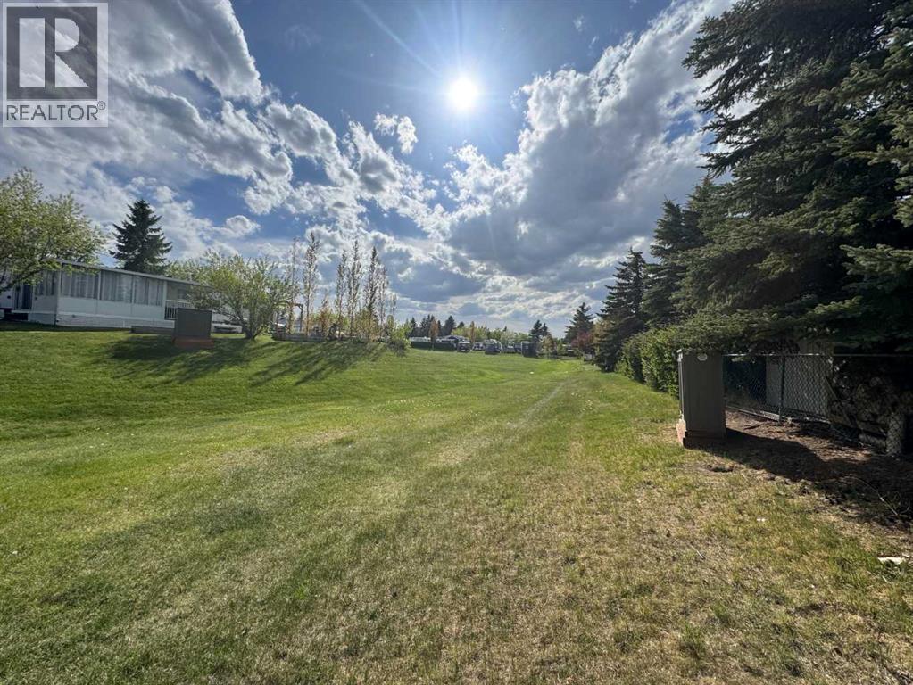 220, 2540 Township Road 353, Rural Red Deer County, Alberta  T4G 0K6 - Photo 9 - A2314821