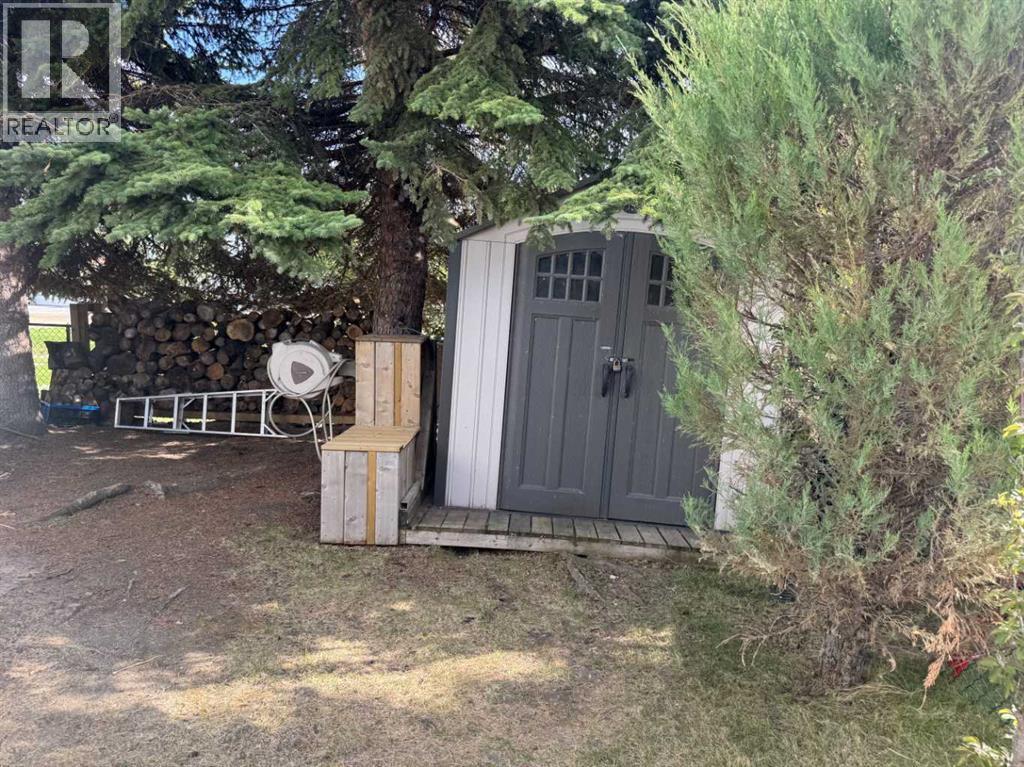 220, 2540 Township Road 353, Rural Red Deer County, Alberta  T4G 0K6 - Photo 28 - A2314821