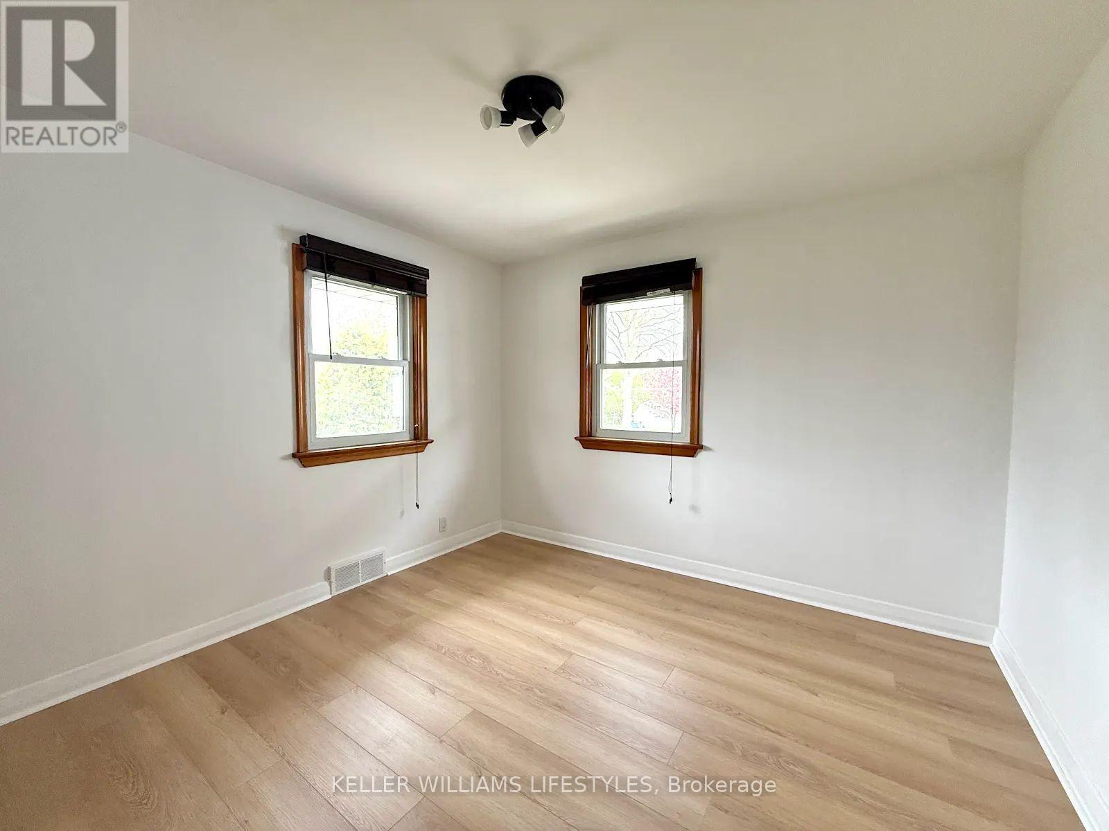 206 Wellington Street S, St. Marys, Ontario  N4X 1B4 - Photo 8 - X13417260