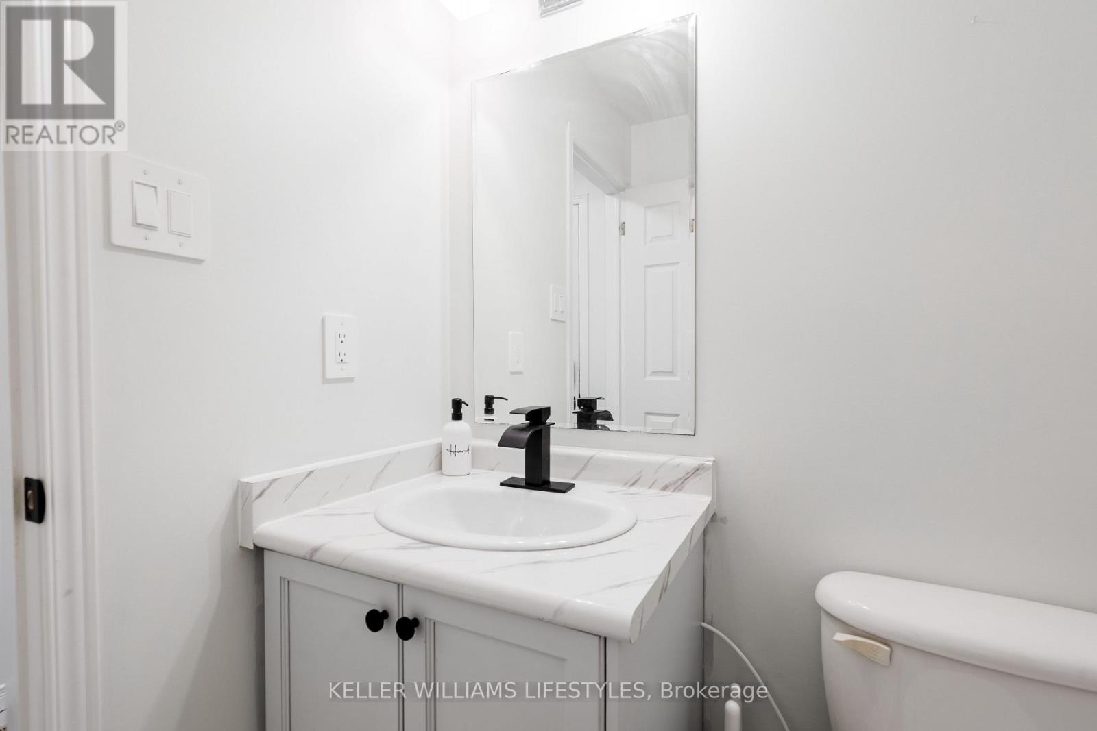 235 Rossmore Court, London South, Ontario  N6C 6B7 - Photo 11 - X13417272