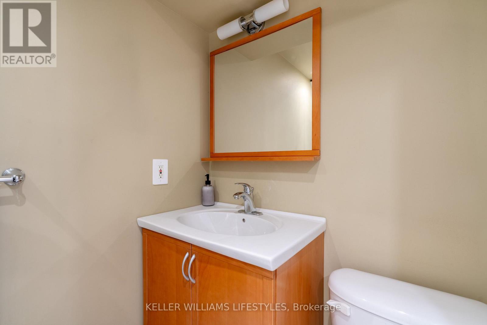 235 Rossmore Court, London South, Ontario  N6C 6B7 - Photo 39 - X13417272