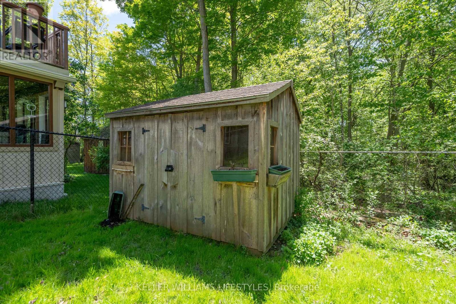 235 Rossmore Court, London South, Ontario  N6C 6B7 - Photo 4 - X13417272