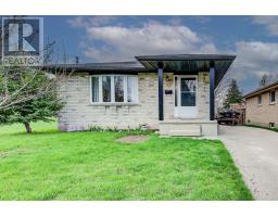 183 DINISON CRESCENT, Kitchener, Ontario