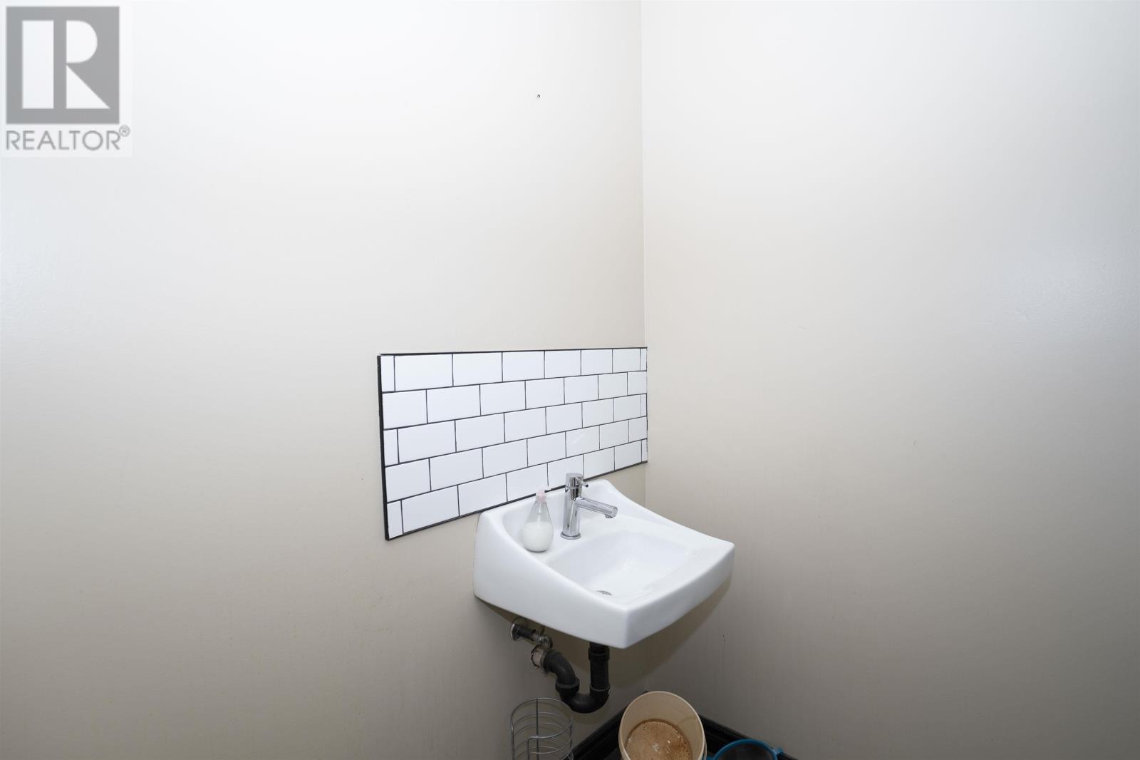 16 Cumberland St S, Thunder Bay, Ontario  P7B 2T2 - Photo 20 - TB2601371