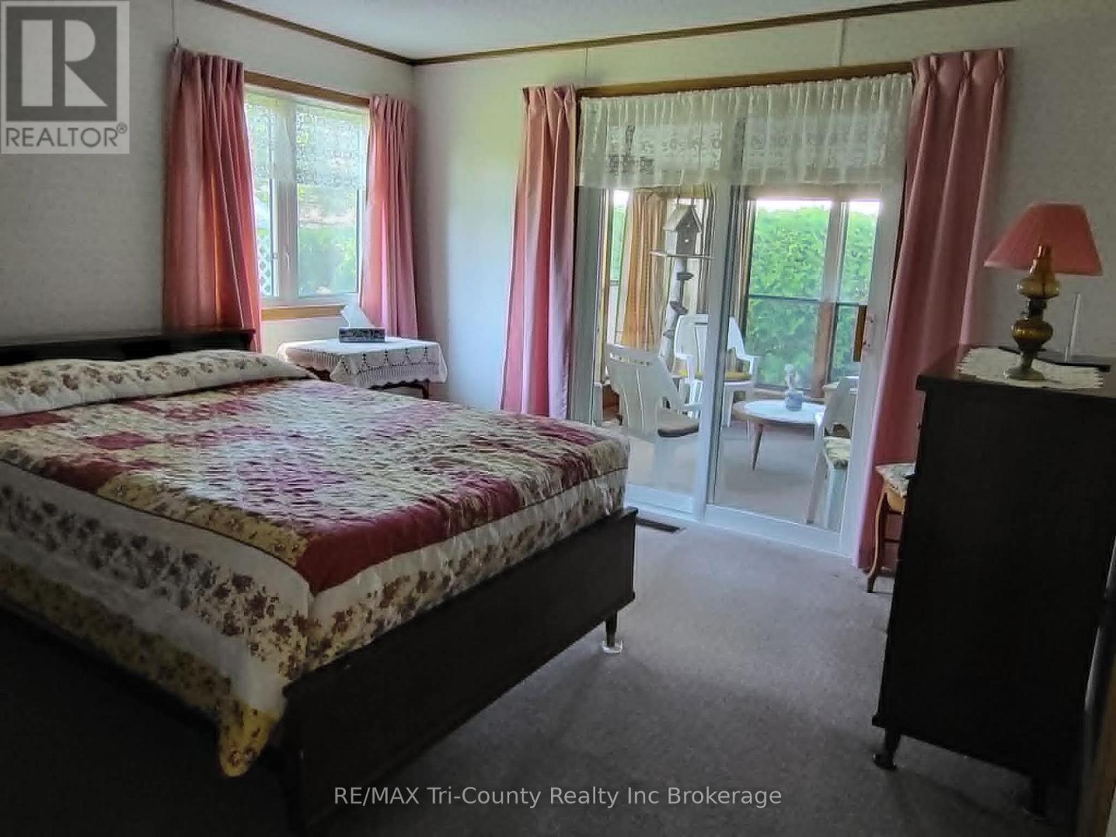 21 5th Street, Norfolk, Ontario  N4B 2W6 - Photo 15 - X13417276