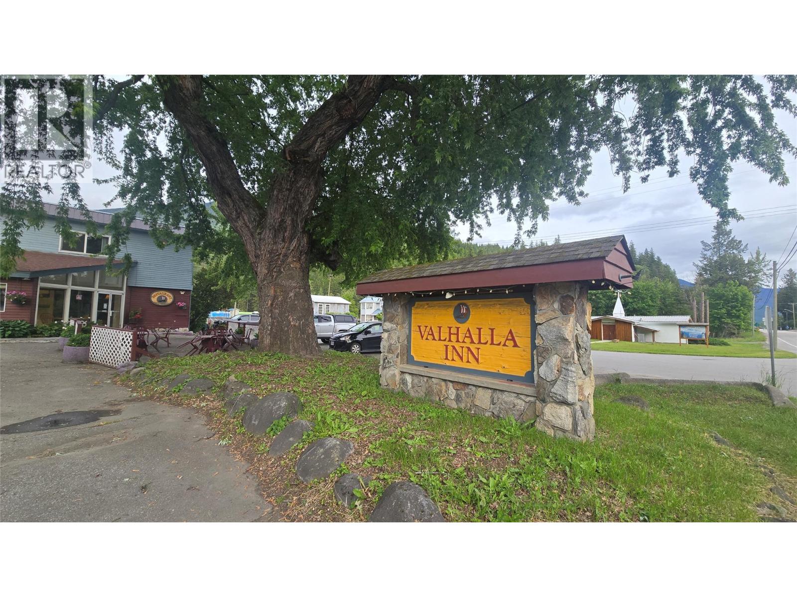509 Slocan Avenue, New Denver, British Columbia V0G 1S0 - Photo 5 - 10390226