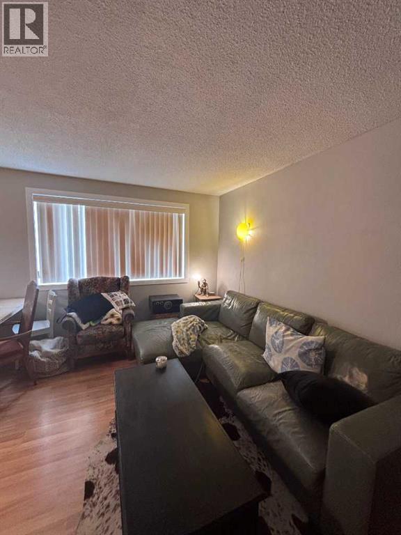 62 Carleton Road W, Lethbridge, Alberta  t1k 3X5 - Photo 5 - A2319139