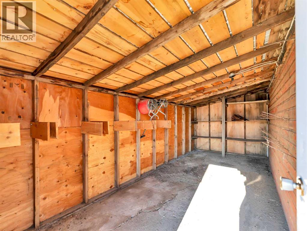 22222 Range Road 20, Bindloss, Alberta  T0J 0H0 - Photo 46 - A2285942