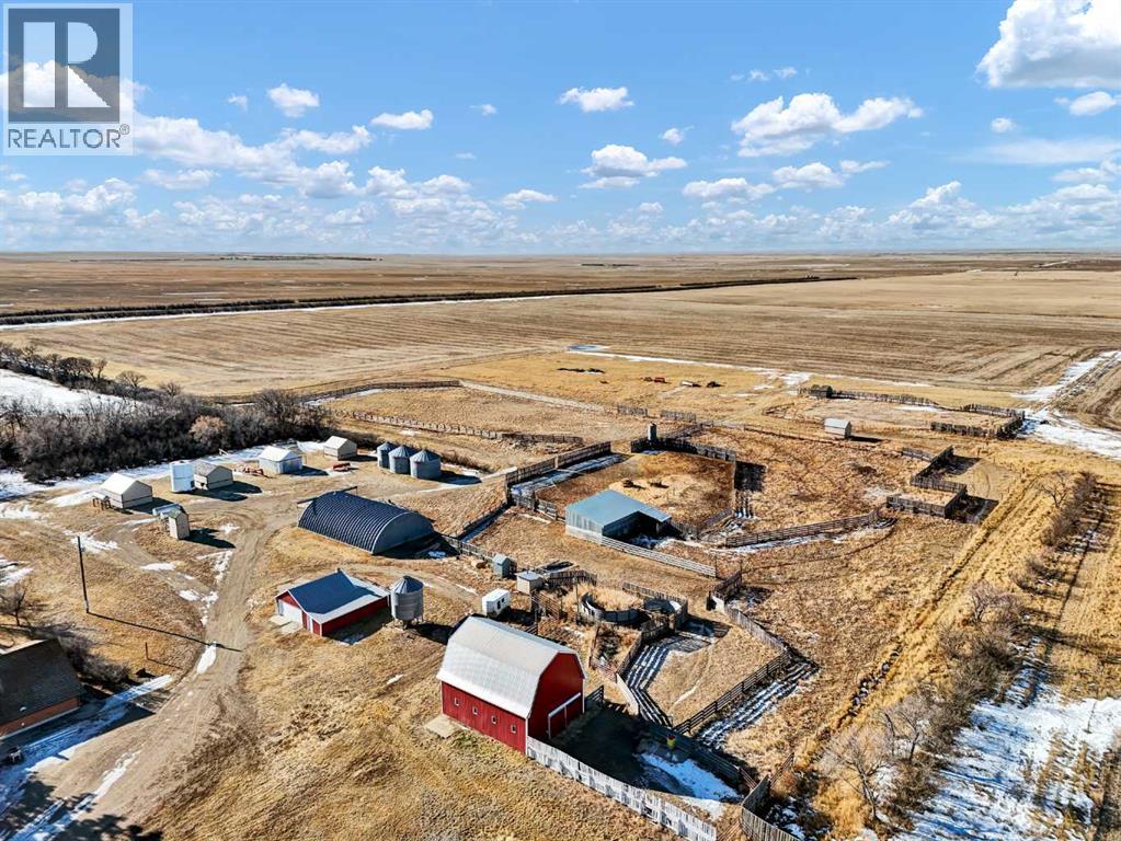 22222 Range Road 20, Bindloss, Alberta  T0J 0H0 - Photo 7 - A2285942