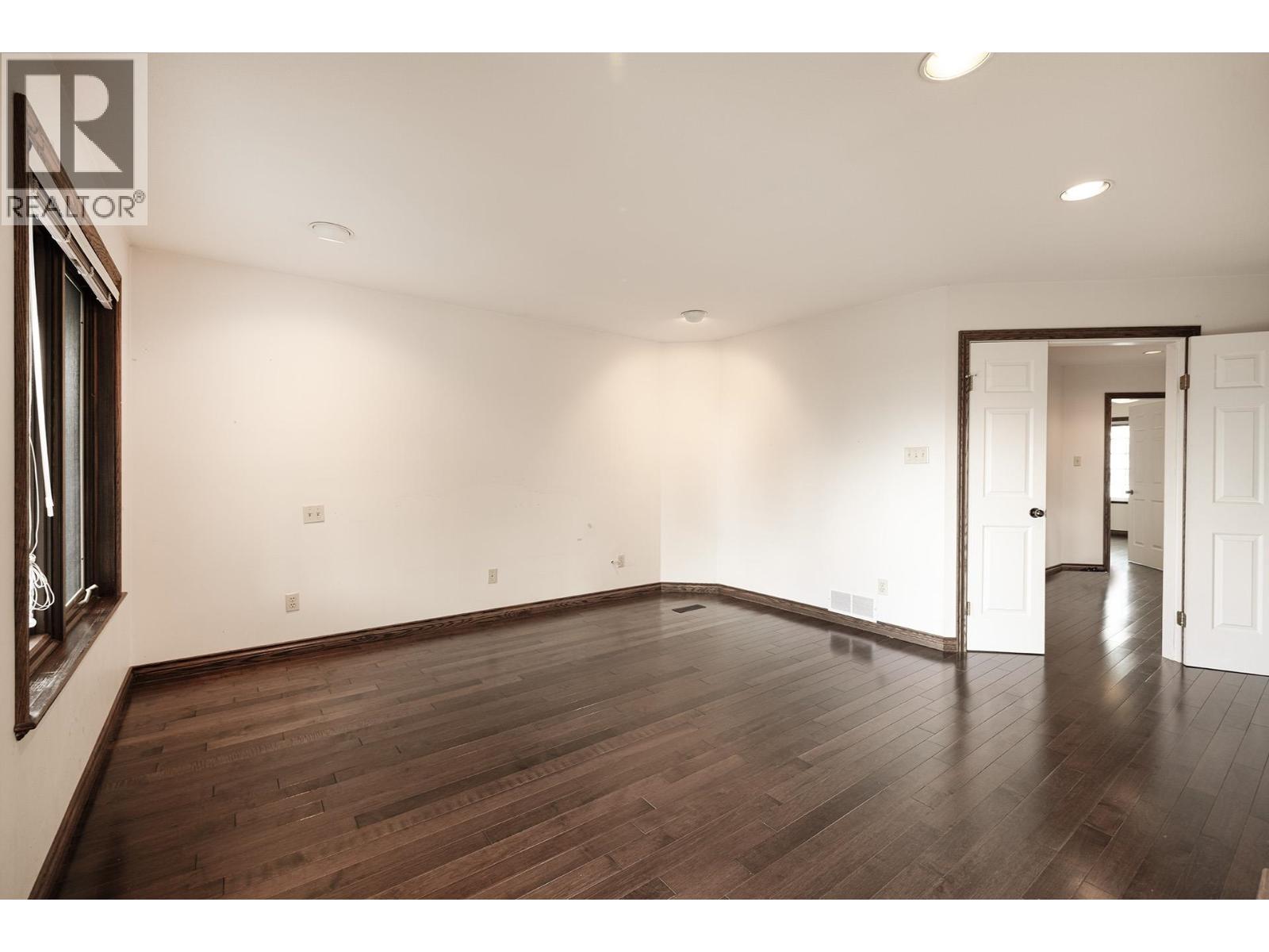 7943 Rosewood Street, Burnaby, British Columbia  V5E 2H4 - Photo 11 - R3133563