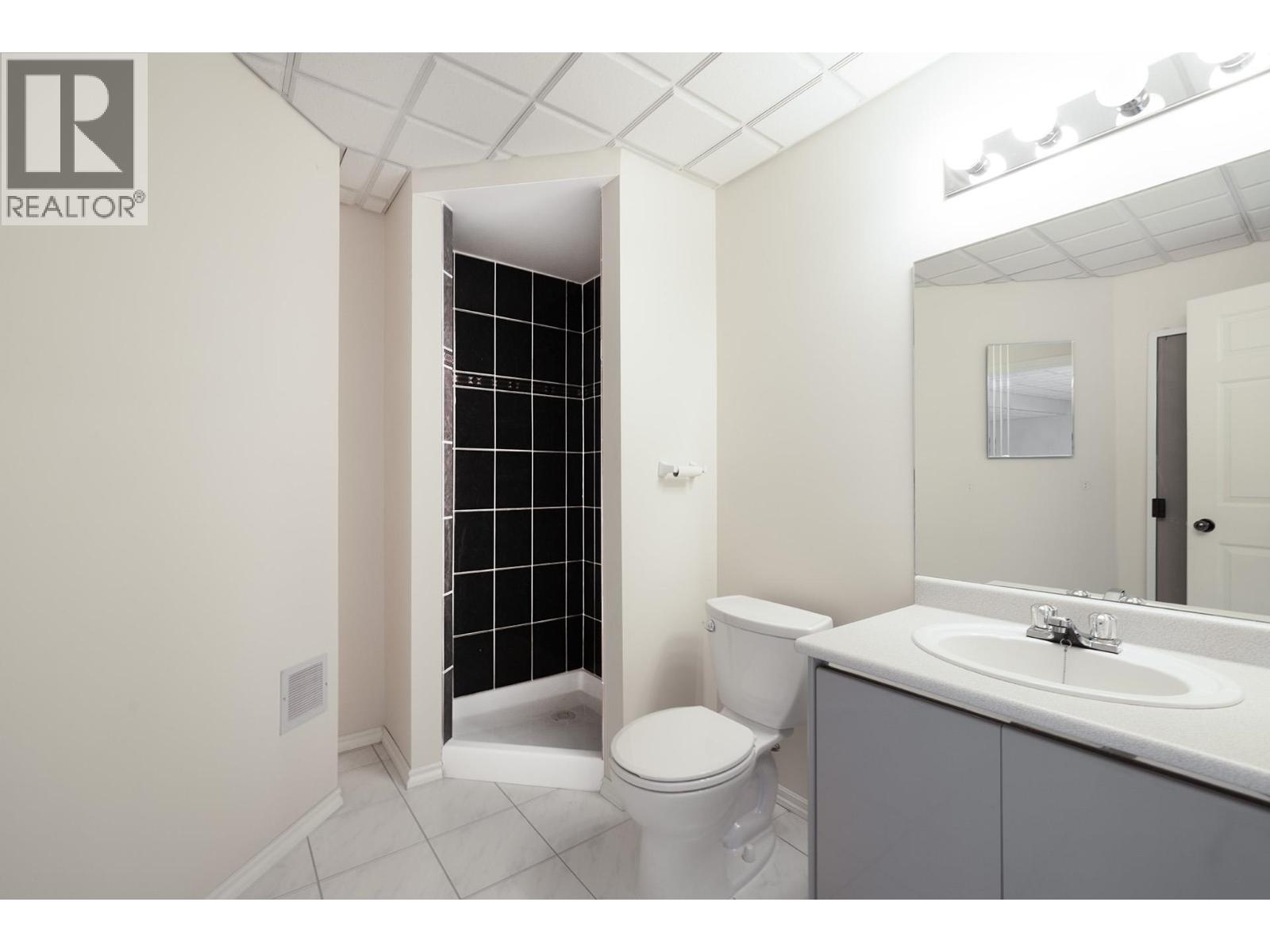 7943 Rosewood Street, Burnaby, British Columbia  V5E 2H4 - Photo 31 - R3133563