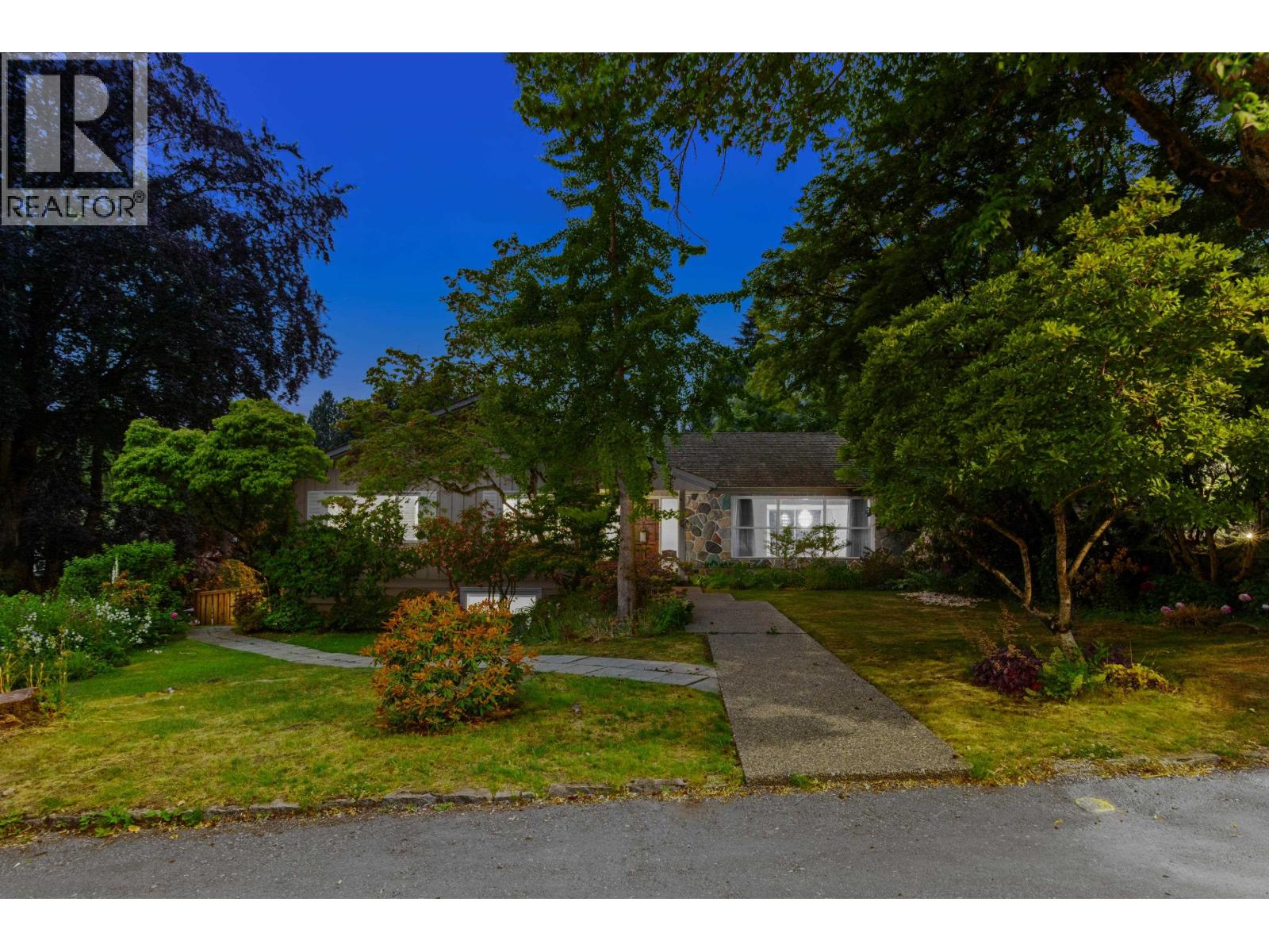 6297 MACKENZIE STREET, Vancouver, British Columbia