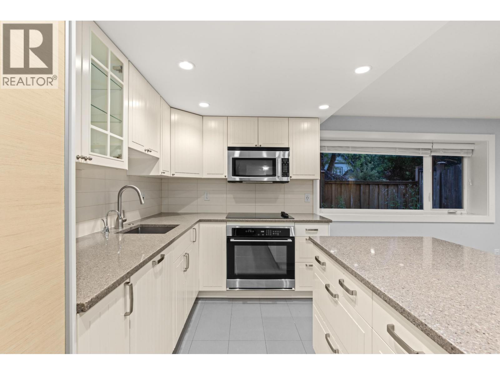 6297 Mackenzie Street, Vancouver, British Columbia  V6N 1H4 - Photo 20 - R3133598