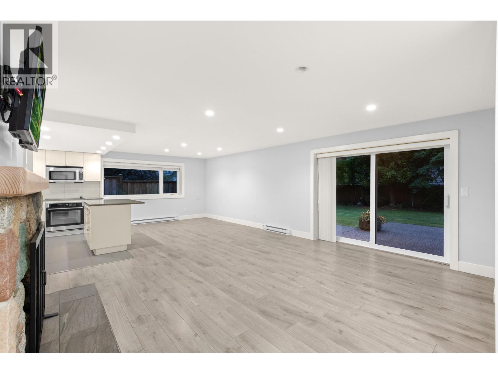 6297 Mackenzie Street, Vancouver, British Columbia  V6N 1H4 - Photo 21 - R3133598