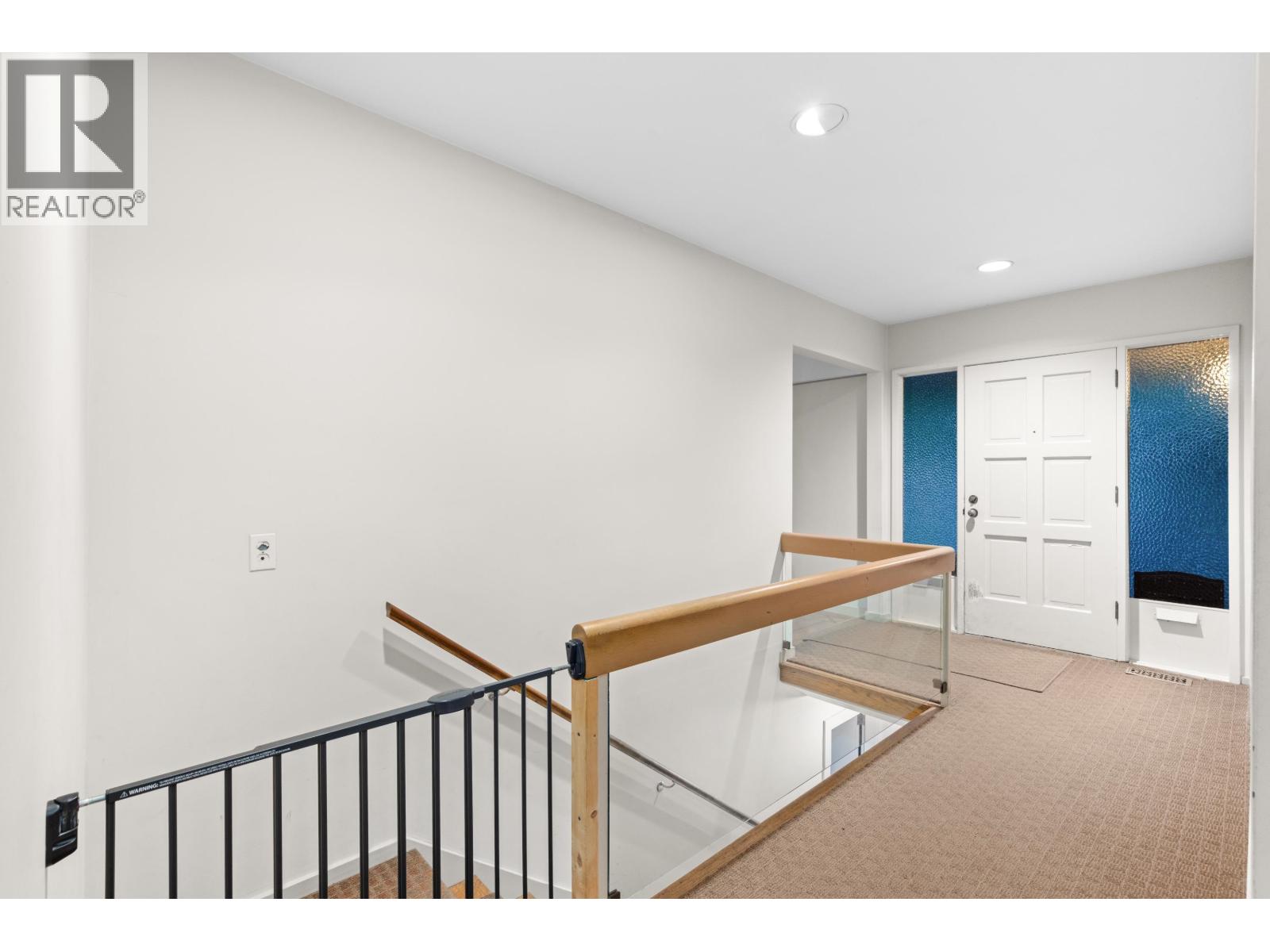 6297 Mackenzie Street, Vancouver, British Columbia  V6N 1H4 - Photo 3 - R3133598
