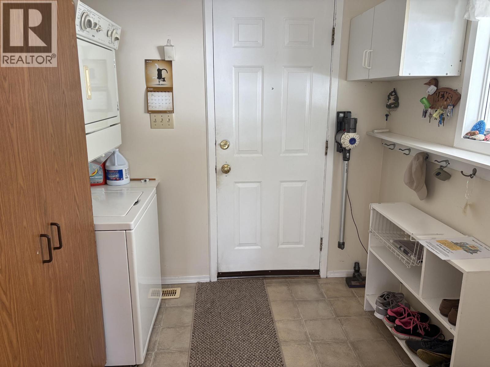6179 Hunt Road, 100 Mile House, British Columbia  V0K 2E3 - Photo 24 - R3133633