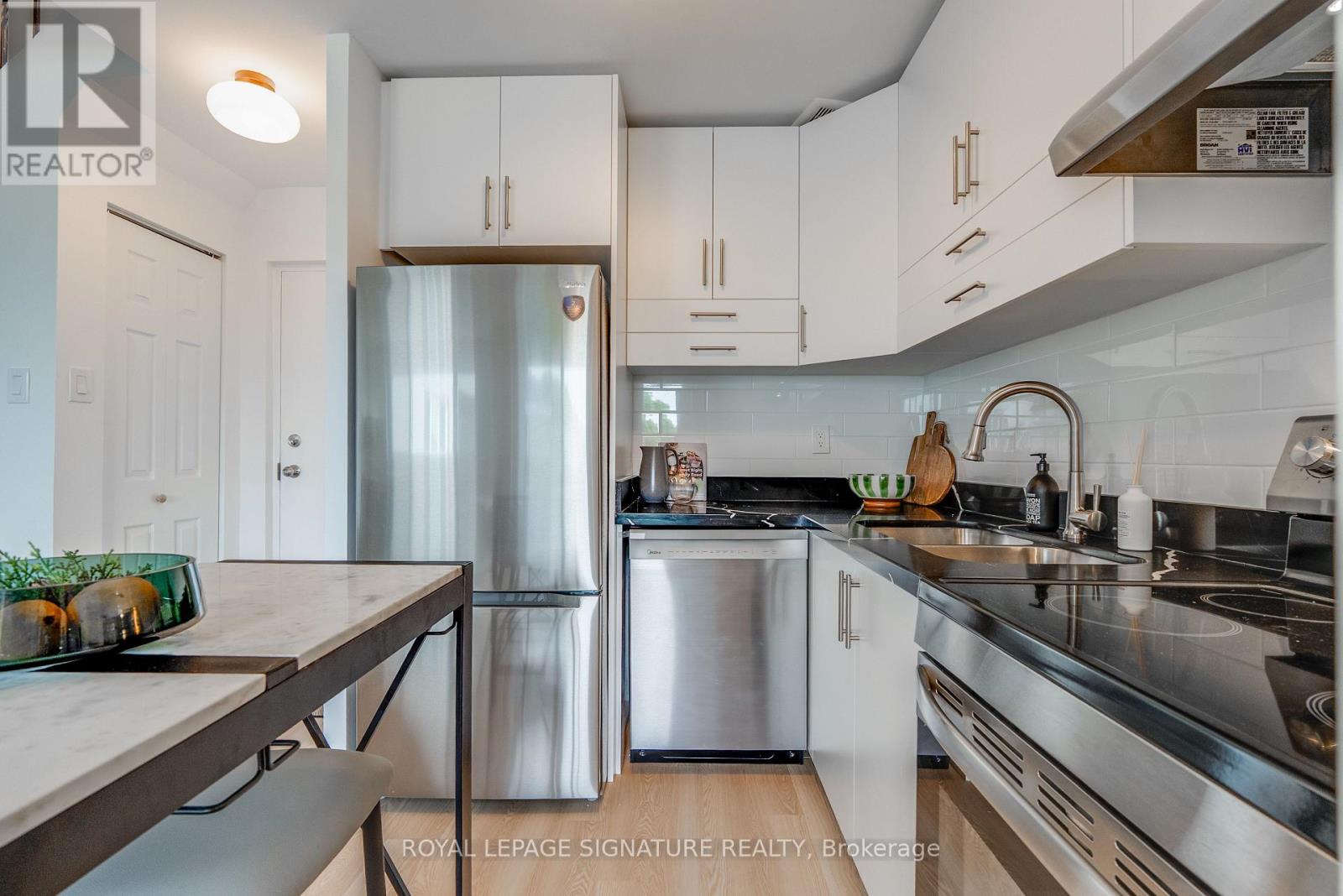 61 - 2001 Bonnymede Drive, Mississauga, Ontario  L5J 4H8 - Photo 8 - W13417278