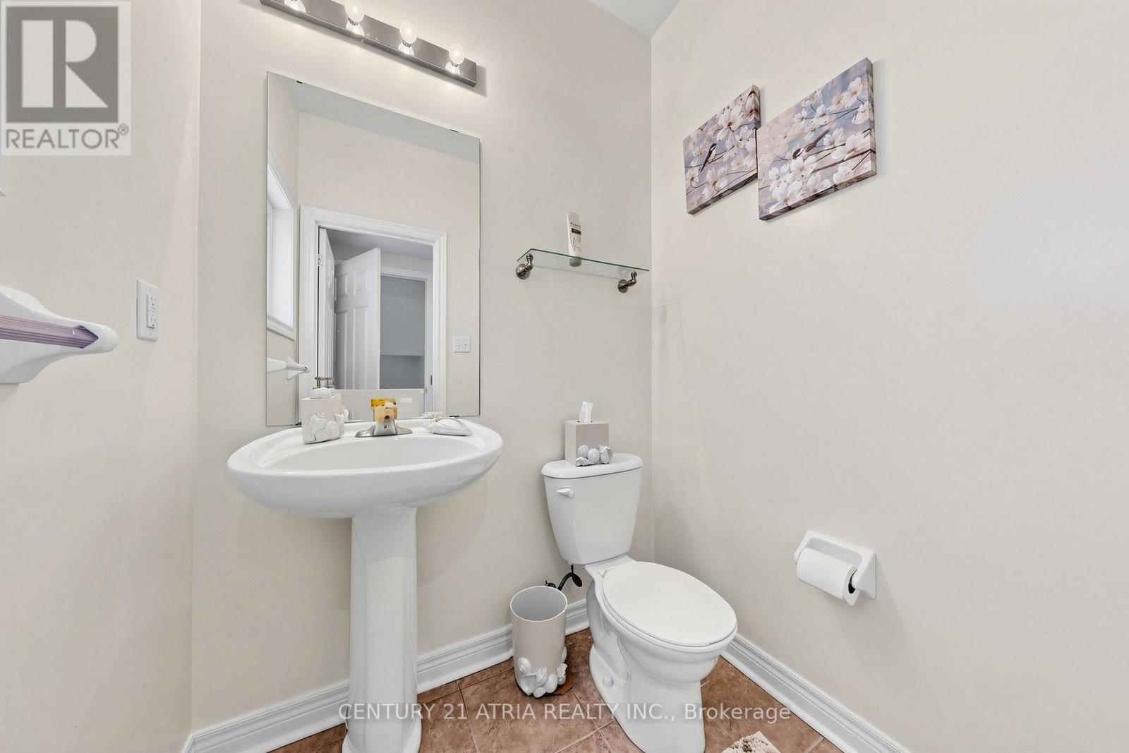 15 Paulgrave Avenue, Georgina, Ontario  L4P 0C3 - Photo 12 - N13417328