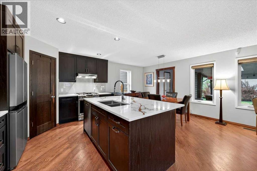 18 Inverness Rise Se, Calgary, Alberta  T2Z 2X2 - Photo 4 - A2303917